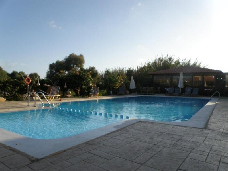Haridimos Apartments Tavronitis Екстериор снимка
