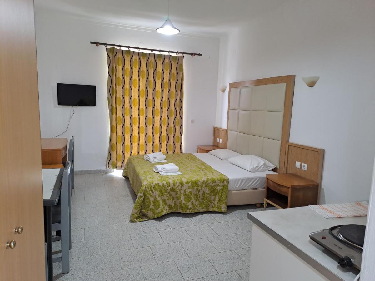 Haridimos Apartments Tavronitis Екстериор снимка