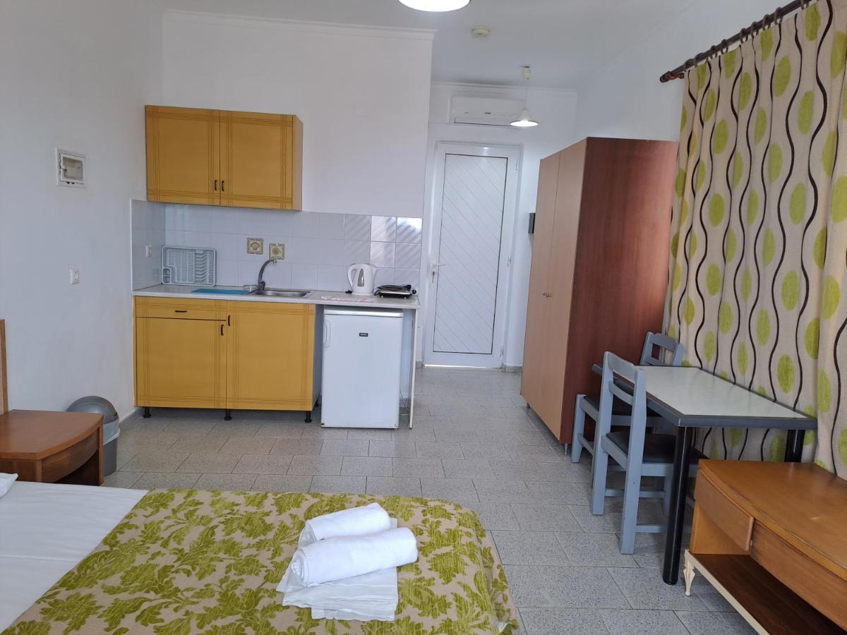 Haridimos Apartments Tavronitis Екстериор снимка